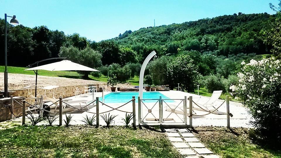 Agriturismo La Barca Nel Bosco Rosciano  Esterno foto