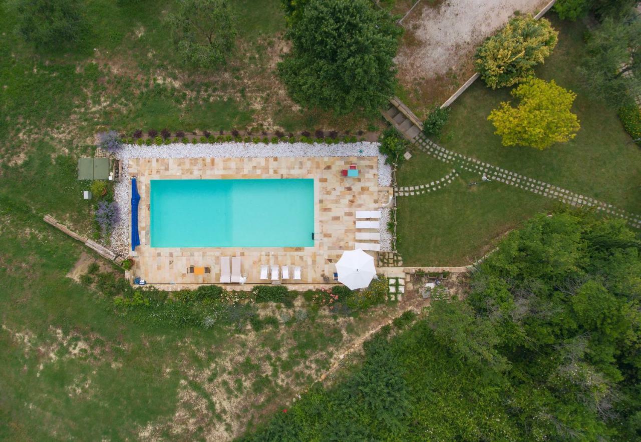 Agriturismo La Barca Nel Bosco Rosciano  Esterno foto